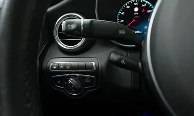 Mercedes-Benz C-Class 2021, 66485 км, за 21737.69 USD - фото 16