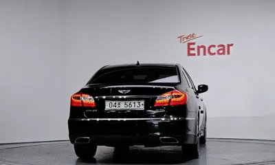 Hyundai Genesis 2013, 117868 км, за 4360.75 USD