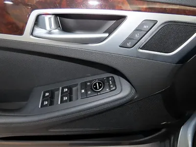 Hyundai Genesis 2016, 118794 км, за 6688.99 USD - фото 13