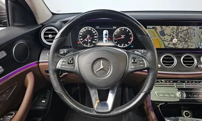 Mercedes-Benz E-Class 2017, 81224 км, за 14873.09 USD - фото 13