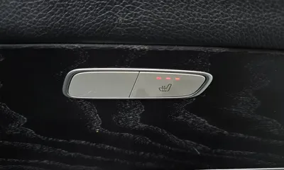 Mercedes-Benz E-Class 2017, 81224 км, за 14873.09 USD - фото 18
