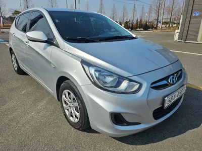 Hyundai Accent 2015, 215000 км, за 2428.78 USD
