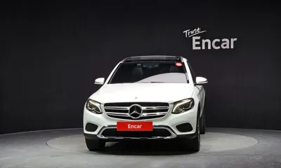 Mercedes-Benz GLC-Class 2018, 65969 км, за 16895.27 USD