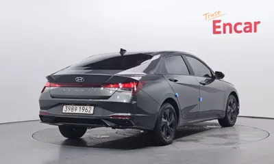 Hyundai Avante 2023, 72842 км, за 10538.65 USD