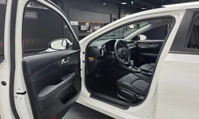 Kia K3 2020, 75822 км, за 7417.62 USD - фото 10