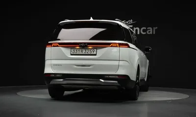 Kia Canival 2023, 48715 км, за 18314.3 USD