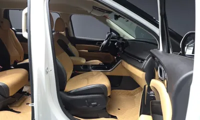 Kia Canival 2023, 48715 км, за 18314.3 USD - фото 11