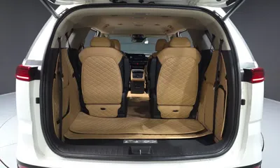 Kia Canival 2023, 48715 км, за 18314.3 USD - фото 20