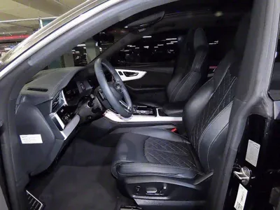 Audi Q8 2021, 102319 км, за 37053.88 USD - фото 6