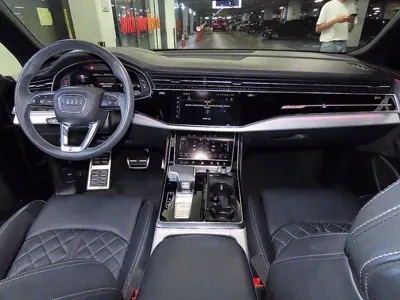Audi Q8 2021, 102319 км, за 37053.88 USD - фото 10
