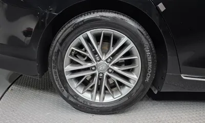 Hyundai Grandeur 2018, 190569 км, за 5842.2 USD