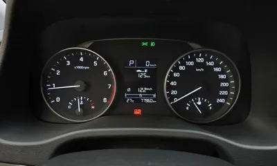 Hyundai Avante 2017, 77960 км, за 6449.51 USD - фото 8