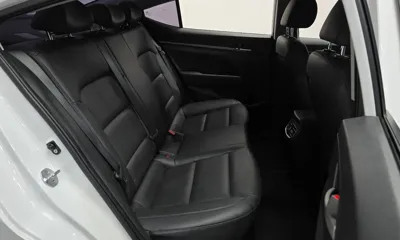 Hyundai Avante 2017, 77960 км, за 6449.51 USD - фото 11
