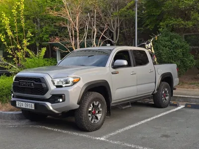 Toyota Tacoma 2018, 133300 км, за 28620.19 USD