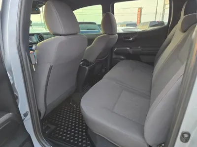 Toyota Tacoma 2018, 133300 км, за 28363.28 USD - фото 12