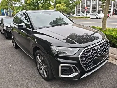 Audi Q5L 2023, 99200 км, за 27118.37 USD