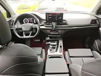 Audi Q5L 2023, 99200 км, за 27118.37 USD - фото 10