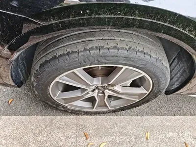 Audi Q5L 2023, 99200 км, за 27118.37 USD - фото 23
