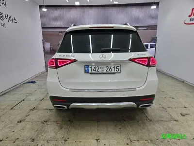 Mercedes-Benz GLE-Class 2021, 106700 км, за 31596.11 USD