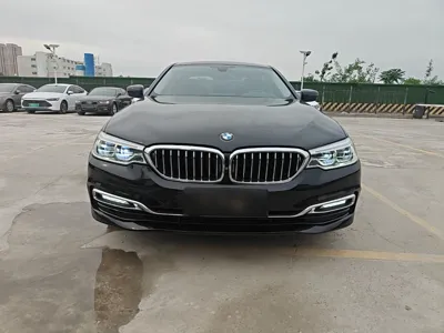 BMW 5 Series 2018, 141100 км, за 21969 USD