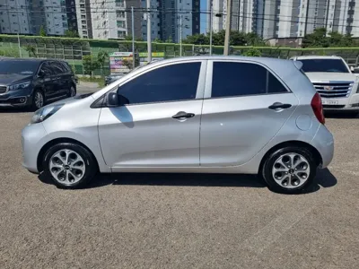 Kia Morning 2016, 109911 км, за 2953.92 USD