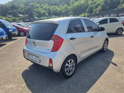 Kia Morning 2016, 109911 км, за 2953.92 USD