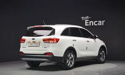 Kia Sorento 2015, 138881 км, за 7811.47 USD