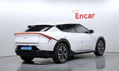 Kia EV6 2024, 22255 км, за 27035.84 USD