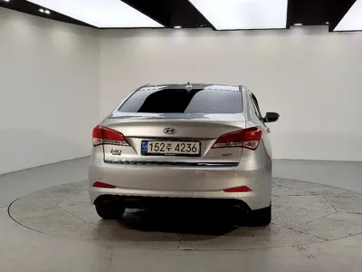 Hyundai i40 2012, 181704 км, за 1625.17 USD