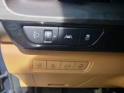 Kia Canival 2023, 55574 км, за 17517.2 USD - фото 17