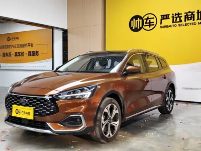 Ford Focus · 2021 год