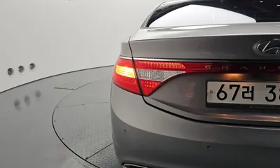 Hyundai Grandeur 2014, 166626 км, за 3185.33 USD - фото 23