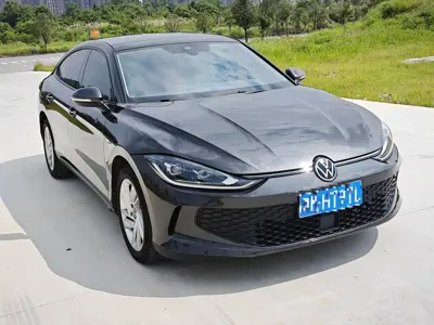 Volkswagen Lamando 2022, 70000 км, за 11804.73 USD