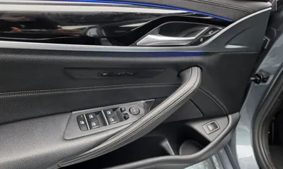 BMW 5-Series 2019, 65104 км, за 14637.02 USD - фото 28