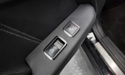 Mercedes-Benz E-Class 2016, 237387 км, за 5185.77 USD - фото 19