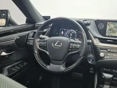 Lexus ES 2021, 38340 км, за 30423.47 USD