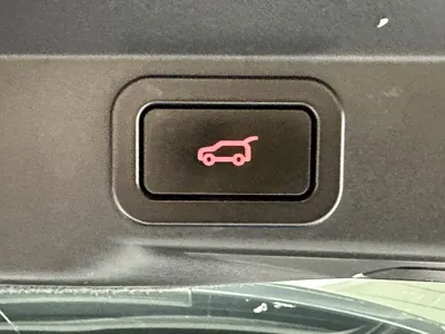 Land Rover Sport 2016, 120000 км, за 27221.37 USD - фото 23