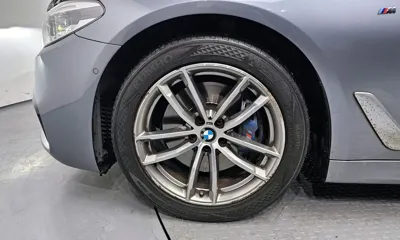 BMW 5-Series 2017, 84069 км, за 15239.09 USD