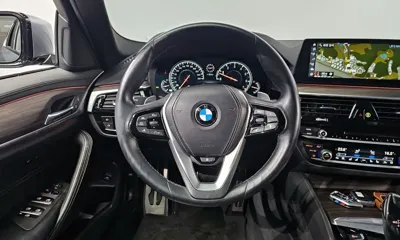 BMW 5-Series 2017, 84069 км, за 15239.09 USD - фото 13