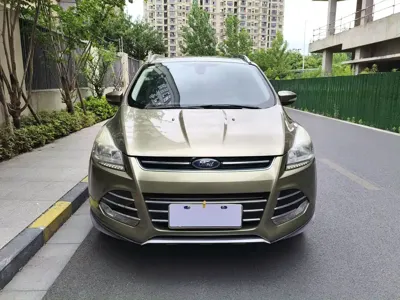 Ford Kuga 2016, 124600 км, за 3501.99 USD