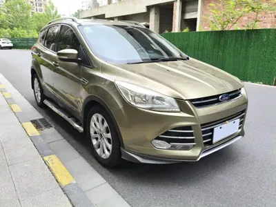 Ford Kuga 2016, 124600 км, за 3501.99 USD