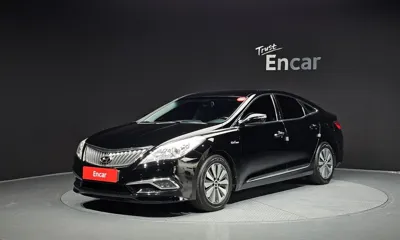 Hyundai Grandeur · 2015 год