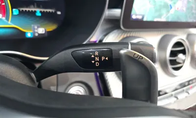 Mercedes-Benz C-Class 2019, 41641 км, за 22027.1 USD - фото 9