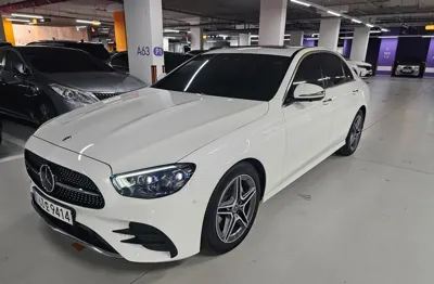 Mercedes-Benz E-Class 2023, 33000 км, за 19710.06 USD - фото 3