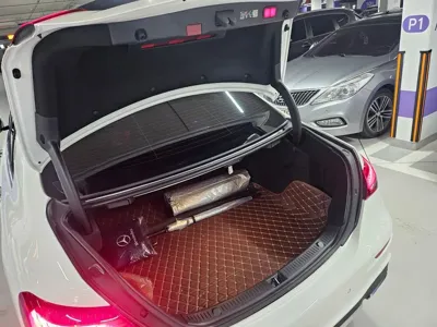 Mercedes-Benz E-Class 2023, 33000 км, за 19710.06 USD - фото 7
