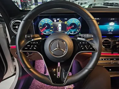 Mercedes-Benz E-Class 2023, 33000 км, за 19710.06 USD - фото 12