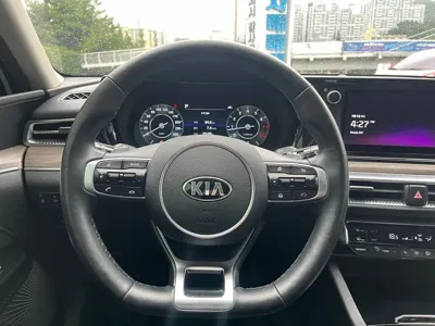 Kia K5 2020, 111585 км, за 11809.11 USD - фото 11