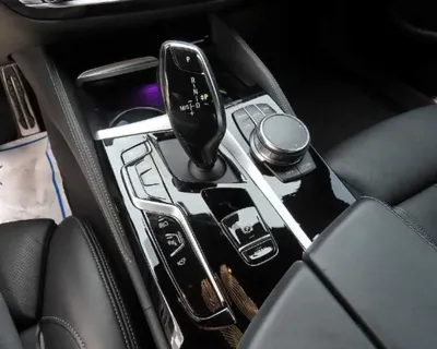 BMW 5-Series 2023, 71739 км, за 27432.59 USD - фото 9