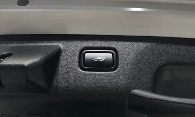 Kia Seltos 2025, 16091 км, за 17342.93 USD - фото 33