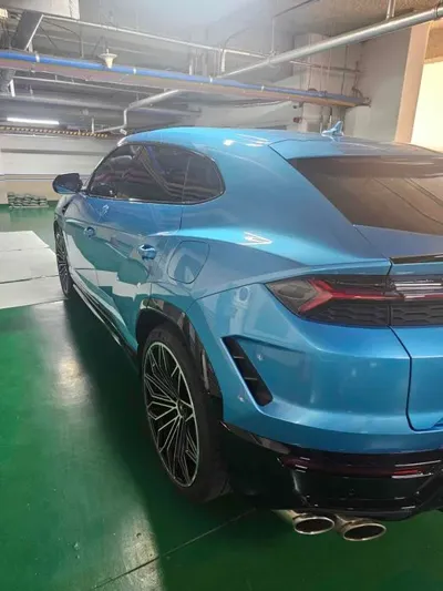 Lamborghini Urus 2025, 5700 км, за 255614.05 USD